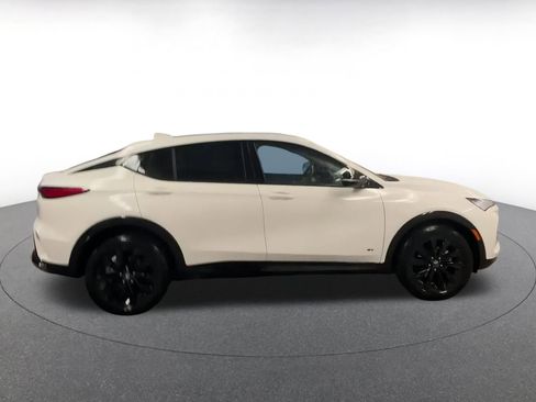 Used 2025 Buick Envista Sport Touring image 15