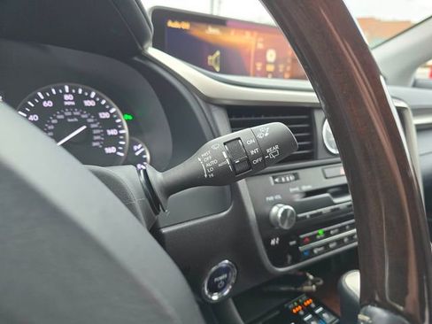 Used 2016 Lexus RX 450h AWD image 27