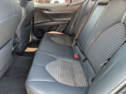 Used 2019 Toyota Camry SE image 23