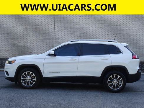 Used 2019 Jeep Cherokee Latitude Plus FWD image 6