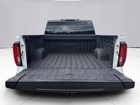 Used 2023 GMC Sierra 1500 SLT w/ SLT Premium Package AWD/4WD image 14