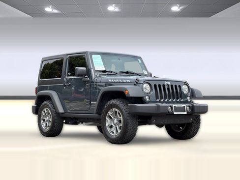 Used 2017 Jeep Wrangler Rubicon w/ Dual Top Group AWD/4WD image 6