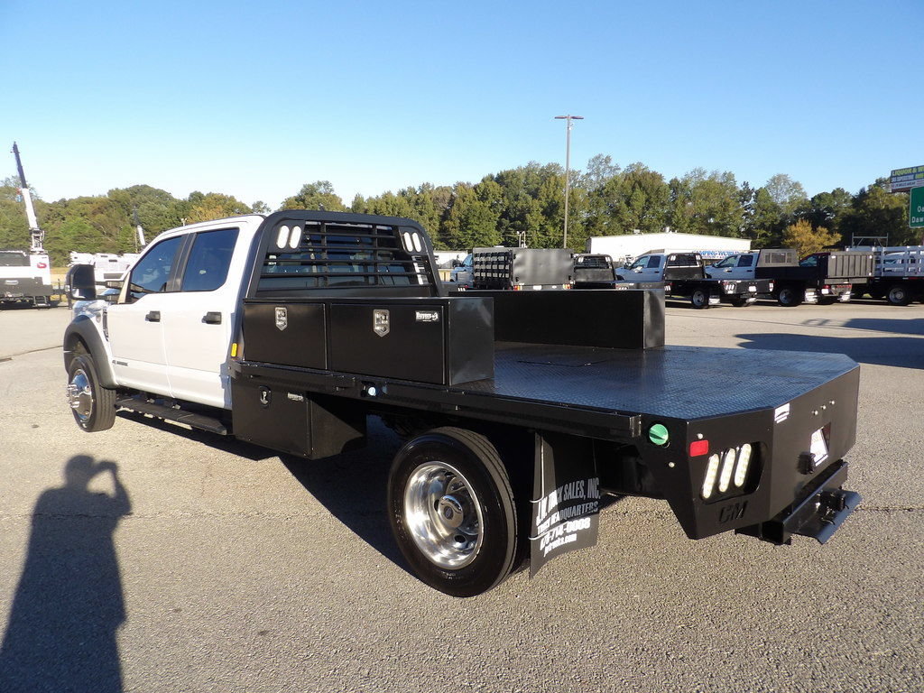 Used 2019 Ford F550 4x4 Crew Cab Super Duty image 4