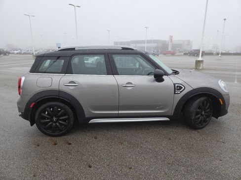 Used 2019 MINI Cooper Countryman S w/ Premium Package image 16
