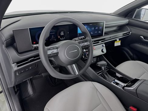 New 2026 Hyundai Santa Cruz SEL FWD image 9