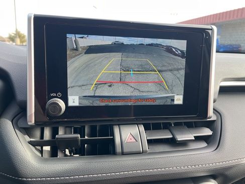 Used 2025 Toyota RAV4 XLE w/ Convenience Package image 71