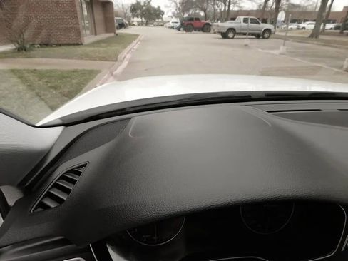 Used 2017 Audi A4 2.0T Ultra Premium w/ Convenience Package image 34