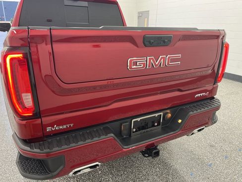 Used 2025 GMC Sierra 1500 AT4 w/ AT4 Premium Package image 3