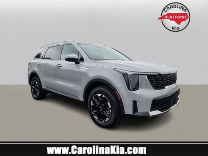 New 2025 Kia Sorento S