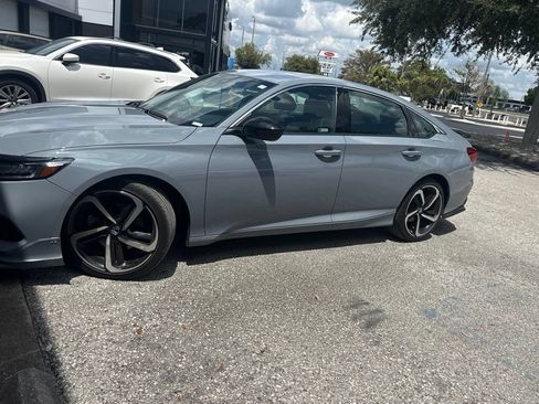 Used 2022 Honda Accord Sport image 2