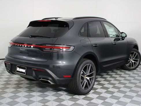 New 2026 Porsche Macan image 7