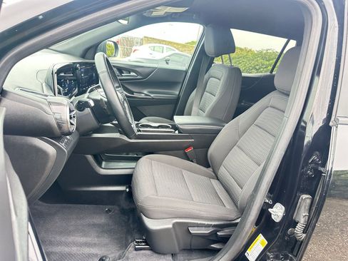 Used 2025 Chevrolet Equinox LT image 36