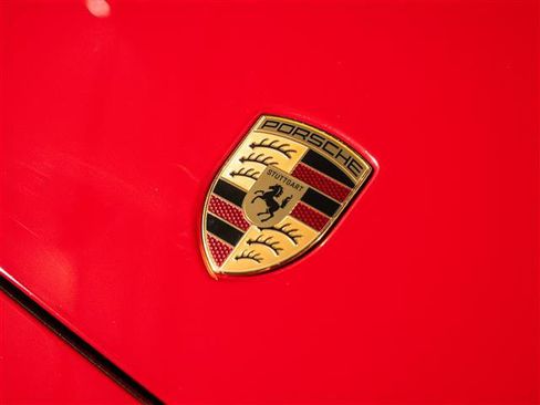 Certified 2025 Porsche Panamera image 13