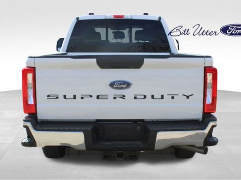 Used 2024 Ford F250 XL w/ XL Chrome Package image 6
