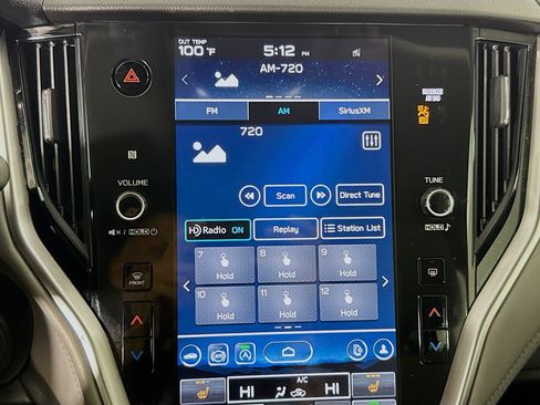 Used 2024 Subaru Outback Premium AWD/4WD image 16