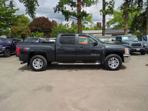 Used 2012 Chevrolet Silverado 1500 LT w/ All-Star Edition AWD/4WD image 8