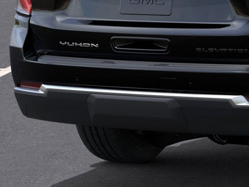 New 2026 GMC Yukon XL Elevation AWD/4WD image 14