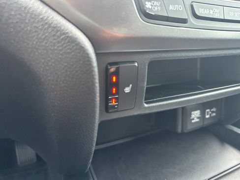 Used 2022 Honda Pilot Sport image 67