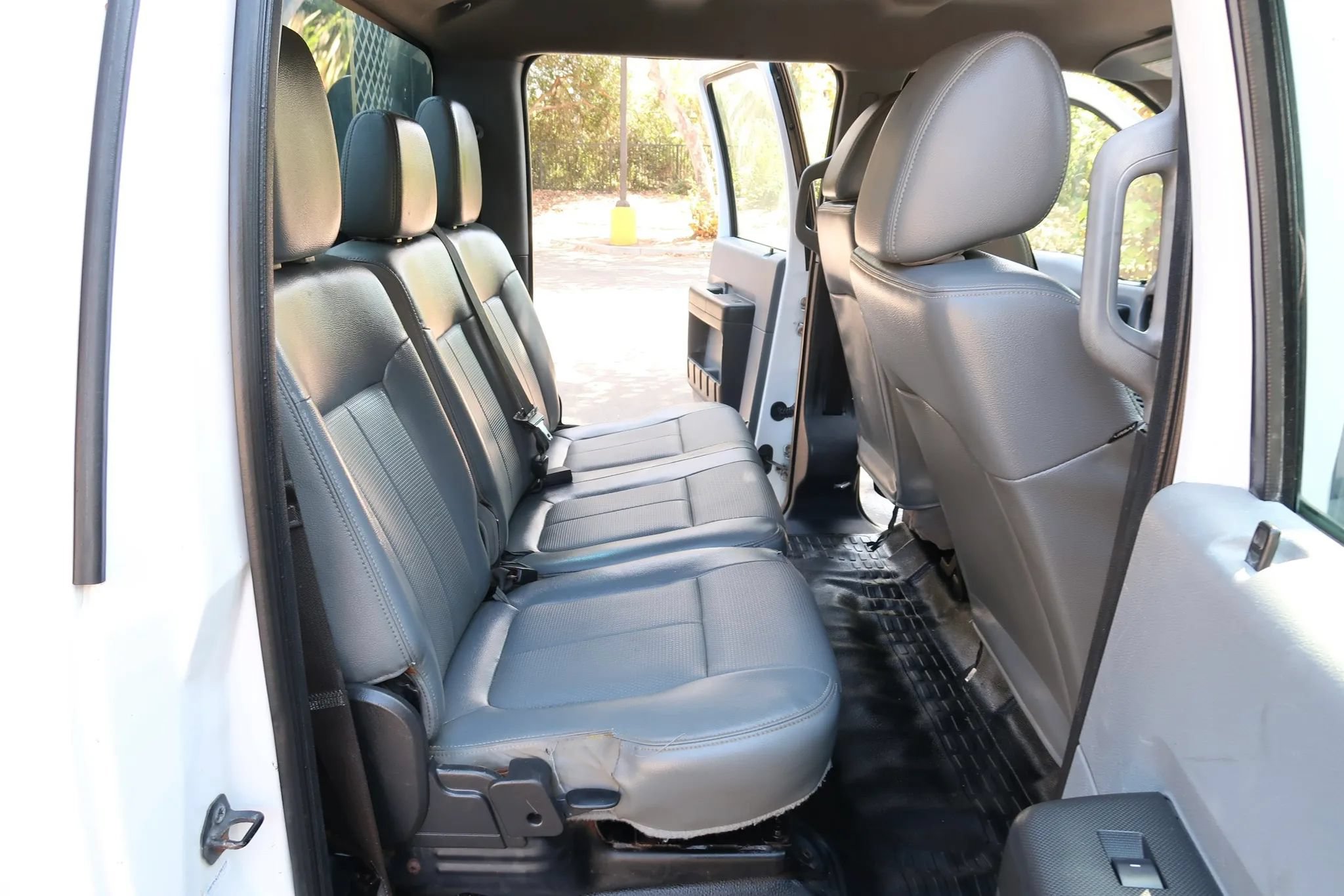 Used 2014 Ford F450 XL w/ Power Equipment Group RWD image 32