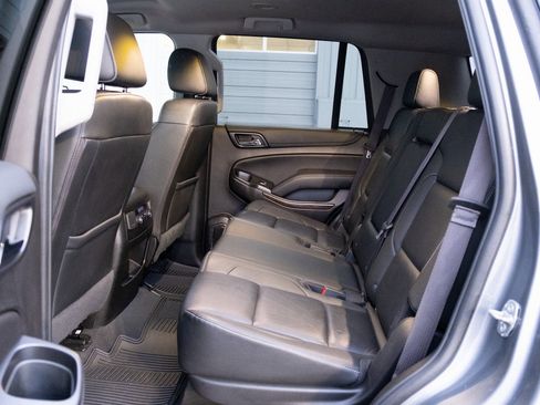 Used 2019 Chevrolet Tahoe LT image 17