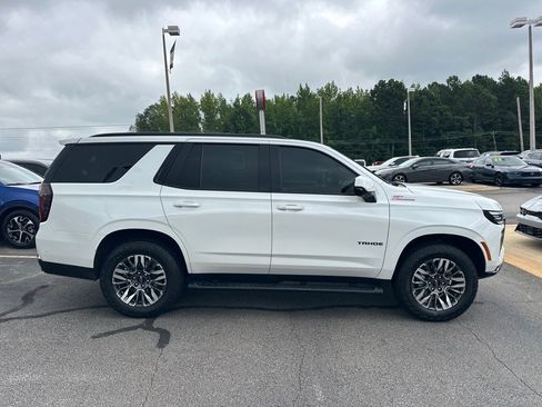 Used 2025 Chevrolet Tahoe Z71 AWD/4WD image 2