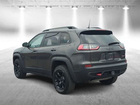 Used 2022 Jeep Cherokee Trailhawk w/ Premium Leather Package AWD/4WD image 6