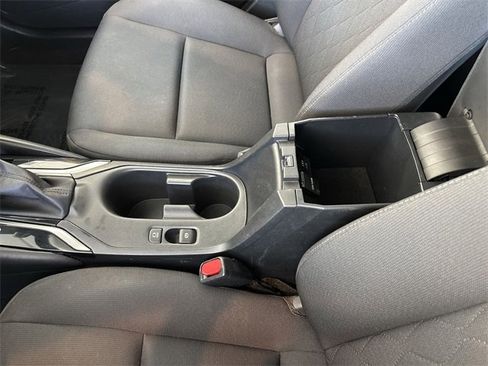 Used 2023 Toyota Corolla LE image 21