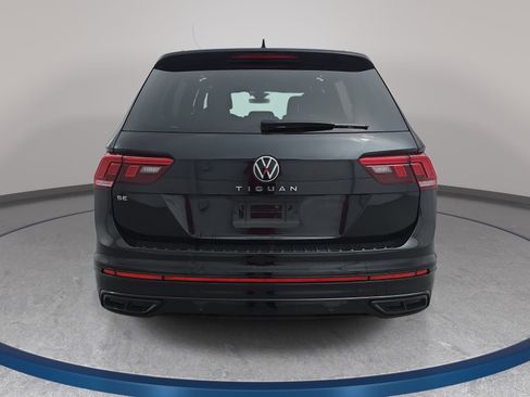Used 2023 Volkswagen Tiguan SE R-Line FWD image 6