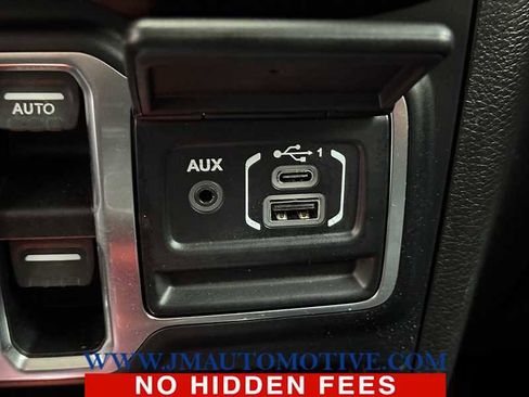 Used 2019 Jeep Wrangler Unlimited Sahara w/ Cold Weather Group image 41