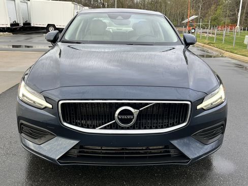 Used 2019 Volvo S60 T5 Momentum w/ Premium Package image 28