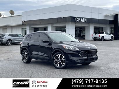 Used 2022 Ford Escape SE w/ SE Sport Appearance Package