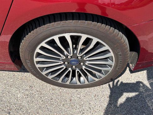 Used 2017 Ford Fusion Titanium AWD/4WD image 14