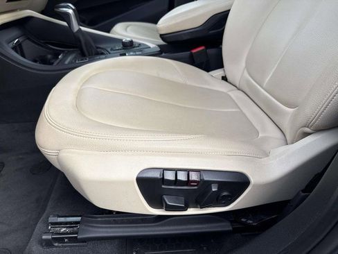 Used 2018 BMW X1 sDrive28i image 19