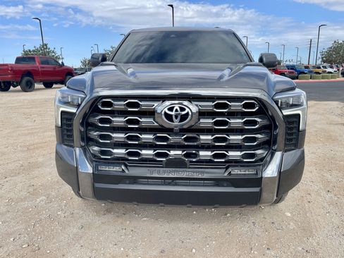 Used 2024 Toyota Tundra Platinum AWD/4WD image 8