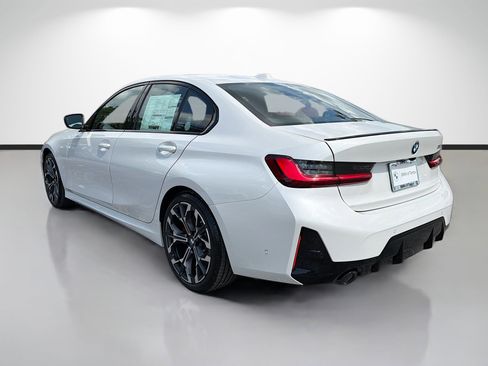 New 2026 BMW 330i Sedan w/ M Sport Package RWD image 5