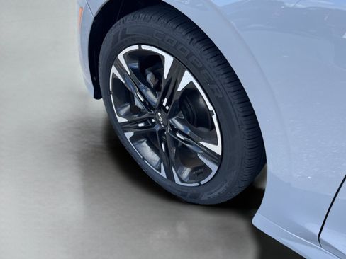 Used 2022 Kia K5 GT-Line w/ GT-Line Awd Premium Package image 11