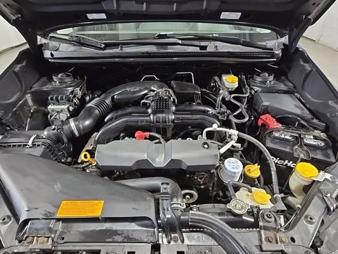 Used 2016 Subaru Crosstrek 2.0i Premium AWD/4WD image 11
