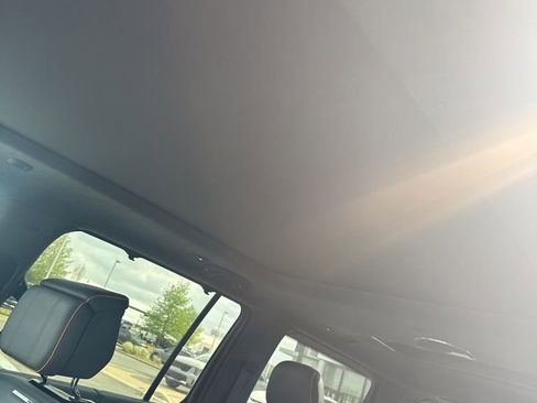 Used 2022 Jeep Grand Wagoneer Series II w/ Convenience Group III image 5