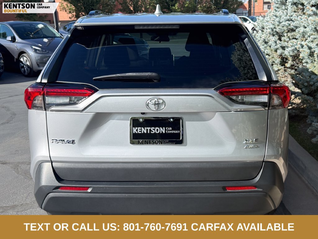 Used 2023 Toyota RAV4 XLE AWD/4WD image 7
