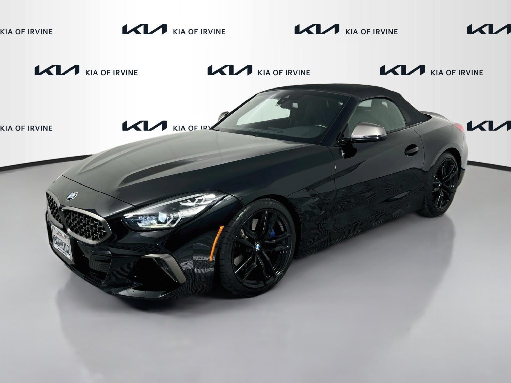 Used 2021 BMW Z4 M40i w/ Executive Package RWD image 3