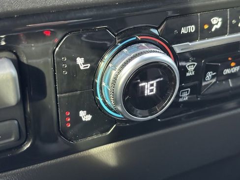 Used 2022 GMC Sierra 1500 Elevation w/ Elevation Premium Package image 29