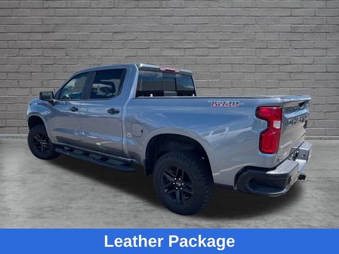 Used 2022 Chevrolet Silverado 1500 LT Trail Boss w/ LT Trail Boss Premium Package AWD/4WD image 3