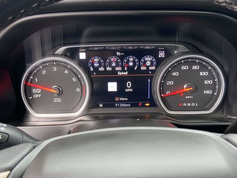 Used 2021 Chevrolet Silverado 1500 High Country w/ Technology Package image 20