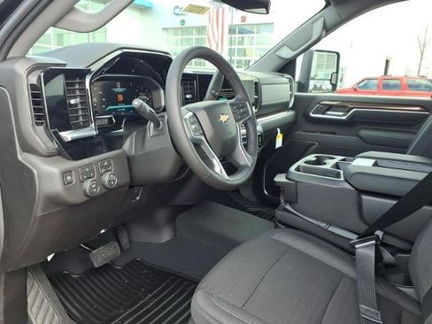 New 2026 Chevrolet Silverado 3500 LT w/ Convenience Package AWD/4WD image 9