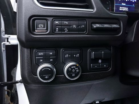 Used 2021 GMC Yukon AT4 w/ AT4 Premium Plus Package image 7