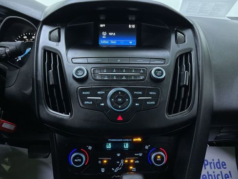 Used 2018 Ford Focus SE image 21