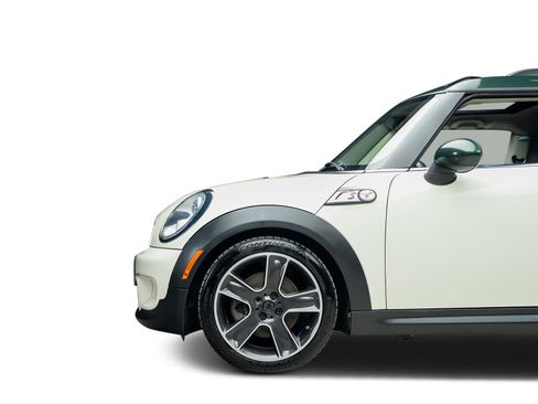 Used 2013 MINI Cooper Clubman S image 25