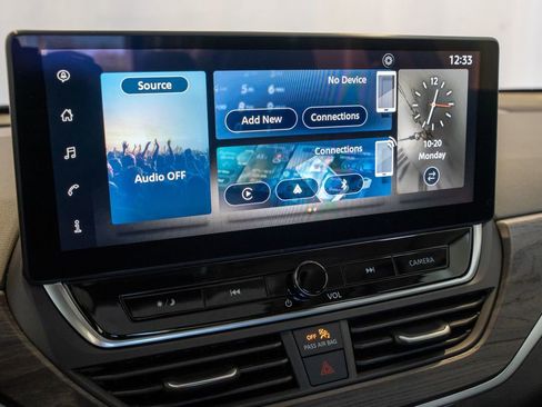 New 2025 Nissan Altima 2.5 SV w/ SV Premium Package image 8