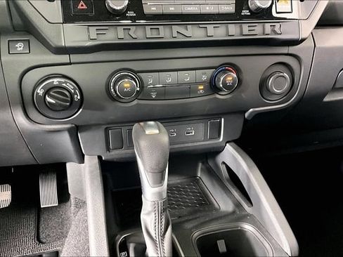 Used 2025 Nissan Frontier S w/ S Utility Package AWD/4WD image 9