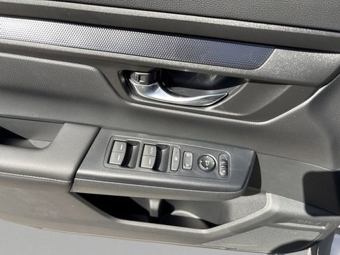 Used 2026 Honda CR-V LX image 17